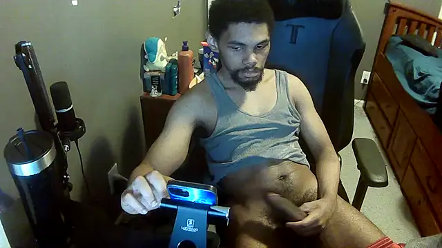 Snapshot of Neovergil0 chatting on 11/24/25, 02:55 Neovergil0 online show from 11/24/25, 02:55