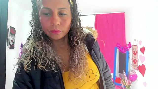 samantha  smile online show from 02/16/25, 04:20