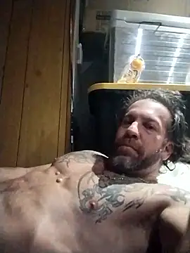 Snapshot of trucker1979 chatting on 01/13/26, 10:20 trucker1979 online show from 01/13/26, 10:20