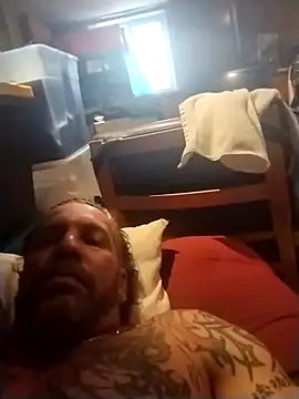 Snapshot of trucker1979 chatting on 03/14/26, 03:28 trucker1979 online show from 03/14/26, 03:28