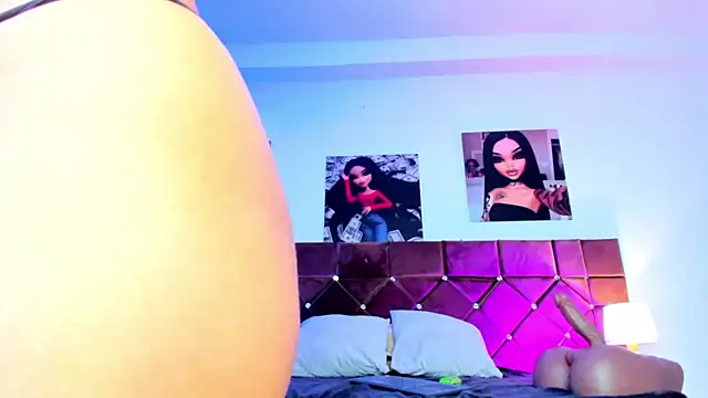 Snapshot of Ariana_lopezz chatting on 02/10/25, 06:24 Ariana lopezz online show from 02/10/25, 06:24