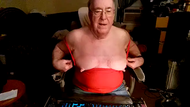 Toastir online show from 10/28/25, 08:22