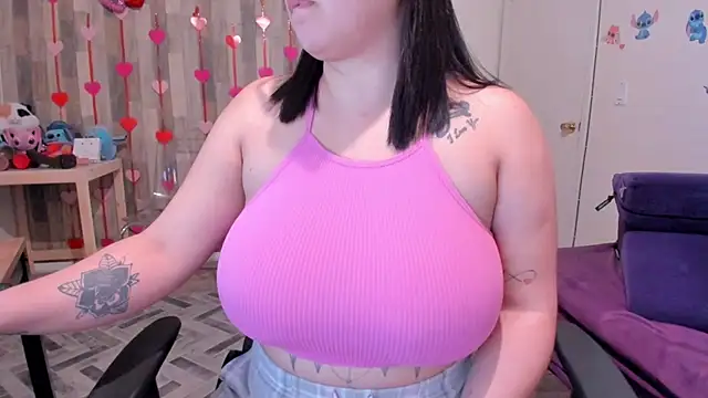 Snapshot of Bigt3ti chatting on 03/11/25, 01:37 Bigt3ti online show from 03/11/25, 01:37