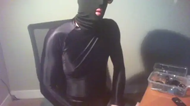 Snapshot of hugegock chatting on 01/18/26, 03:16 hugegock online show from 01/18/26, 03:16