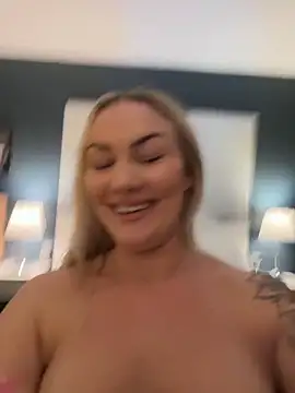 NastyMilf  online show from 02/06/26, 08:34