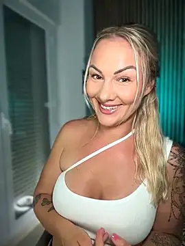 NastyMilf  online show from 04/27/26, 07:12