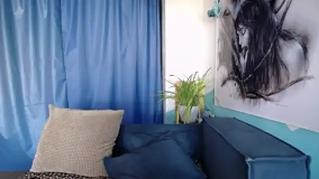 cornflower mm online show from 04/28/26, 01:37
