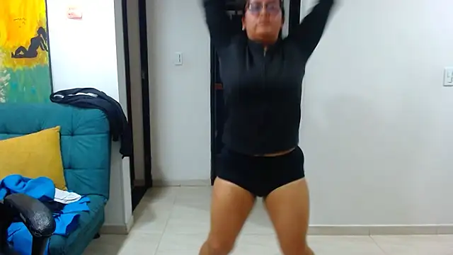 Ixchel Anaid online show from 03/04/25, 11:29