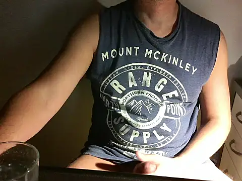 Snapshot of qpmario@xh chatting on 09/11/25, 04:12 qpmarioxh online show from 09/11/25, 04:12