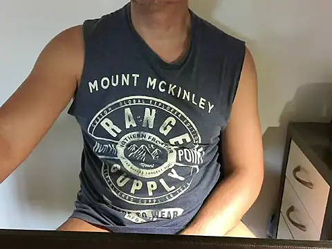 Snapshot of qpmario@xh chatting on 09/12/25, 06:24 qpmarioxh online show from 09/12/25, 06:24