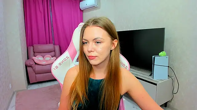 Strawberrye online show from 05/12/26, 11:29