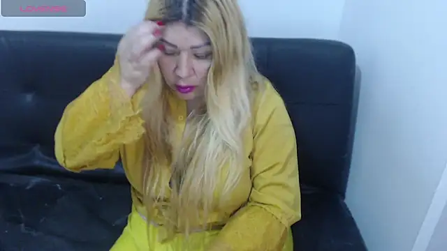 Dulce-Bella online show from 03/02/25, 04:21