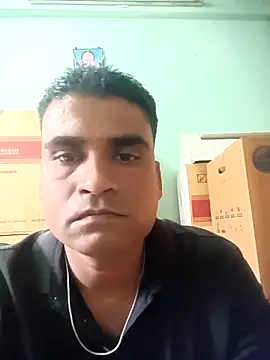 Snapshot of Javedmax chatting on 12/21/25, 11:06 Javedmax online show from 12/21/25, 11:06