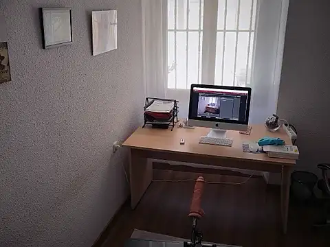 Snapshot of pinkgirls18 chatting on 03/23/26, 10:30 pinkgirls18 online show from 03/23/26, 10:30