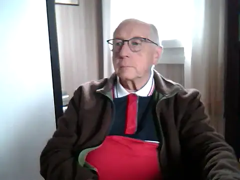 Snapshot of johnjohn622662 chatting on 09/27/25, 01:38 johnjohn622662 online show from 09/27/25, 01:38