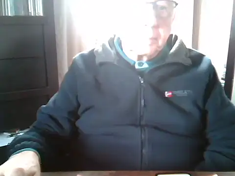 Snapshot of johnjohn622662 chatting on 01/17/26, 02:22 johnjohn622662 online show from 01/17/26, 02:22