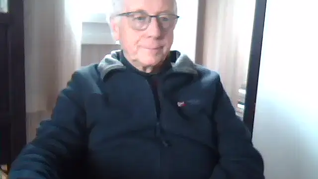 Snapshot of johnjohn622662 chatting on 02/09/26, 01:59 johnjohn622662 online show from 02/09/26, 01:59