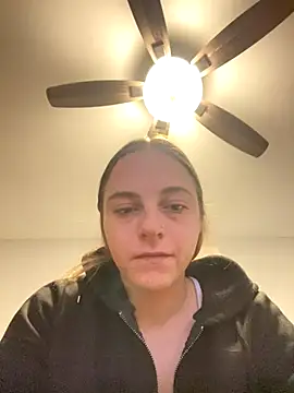 Snapshot of jaseyrae chatting on 10/23/25, 11:31 jaseyrae online show from 10/23/25, 11:31