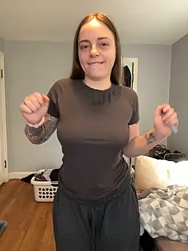 Snapshot of jaseyrae chatting on 03/11/26, 04:35 jaseyrae online show from 03/11/26, 04:35