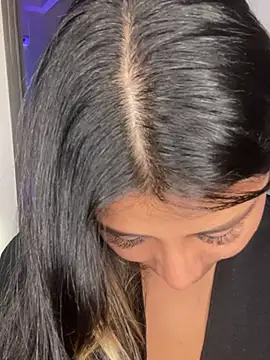 Snapshot of Rubyross21 chatting on 03/11/25, 04:10 Rubyross21 online show from 03/11/25, 04:10