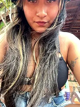 Snapshot of Rubyross21 chatting on 03/18/25, 09:10 Rubyross21 online show from 03/18/25, 09:10