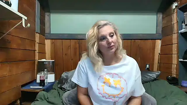 lisaxlovexxx online show from 05/11/26, 06:05