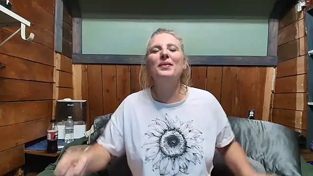 lisaxlovexxx online show from 05/12/26, 05:32