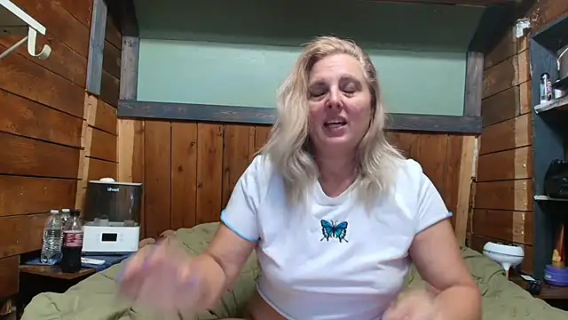 lisaxlovexxx online show from 06/21/26, 02:25