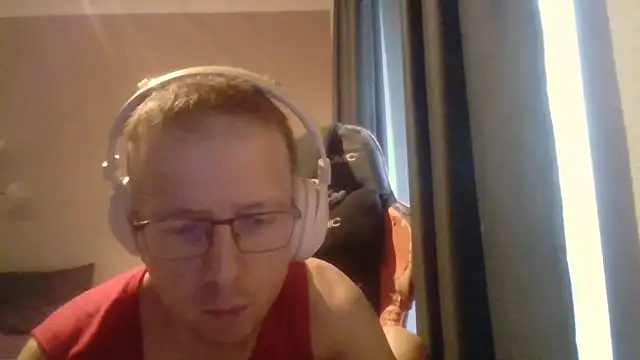 David250692 online show from 06/29/26, 08:20