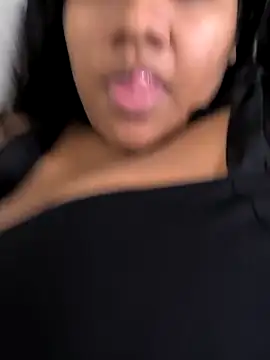 paola091 online show from 02/13/25, 09:27