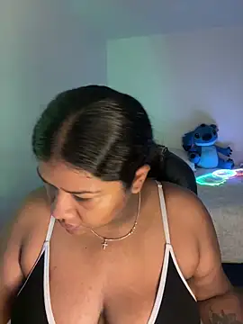 Snapshot of paola091 chatting on 06/10/26, 11:31 paola091 online show from 06/10/26, 11:31