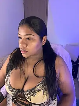 paola091 online show from 06/19/26, 11:47
