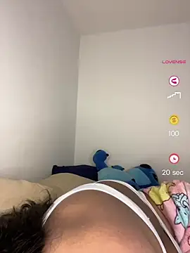 paola091 online show from 07/28/26, 11:50