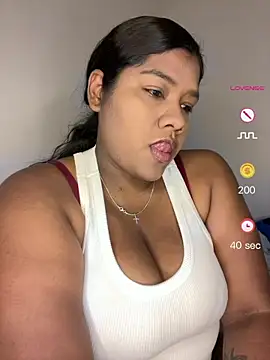 paola091 online show from 07/29/26, 02:10
