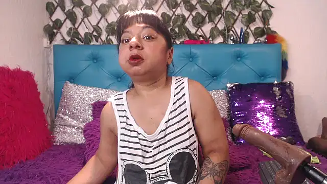 SARAWILLS online show from 02/11/26, 02:00