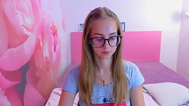 AliceAdams online show from 10/04/25, 07:01