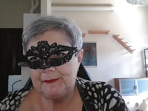 Snapshot of simona60 chatting on 05/07/26, 01:27 simona60 online show from 05/07/26, 01:27