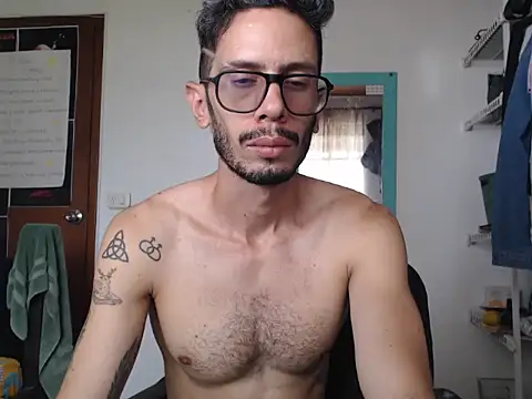 alisterxxx online show from 06/22/26, 03:42