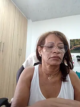 BustyMilf  online show from 03/27/26, 12:49