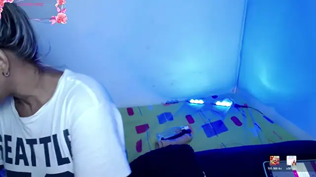 ninatiny online show from 06/09/26, 11:44