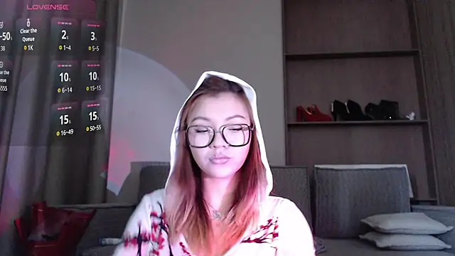 Nyx Lina online show from 05/11/26, 04:40