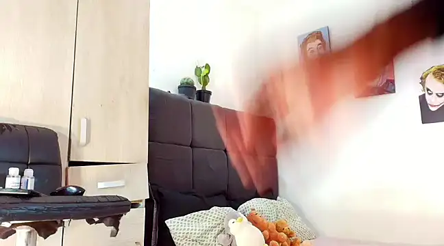 queenaliice online show from 03/08/25, 05:54