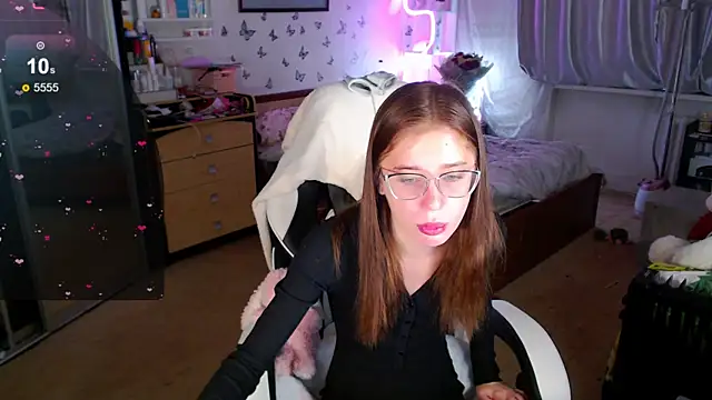 Kira honeyy online show from 10/09/25, 06:11