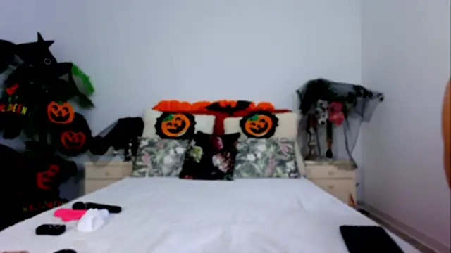 SashaRizz online show from 10/25/25, 04:42