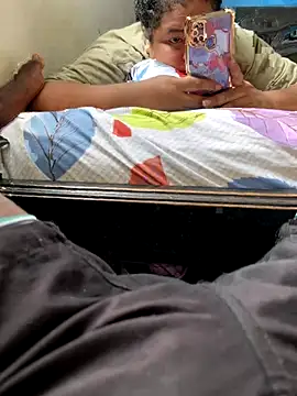 Snapshot of elnegro_696 chatting on 09/13/25, 07:35 elnegro 696 online show from 09/13/25, 07:35