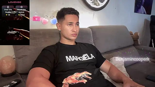 BenjaminCooperk online show from 10/17/25, 07:11