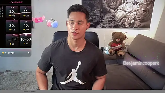 BenjaminCooperk online show from 10/28/25, 10:08