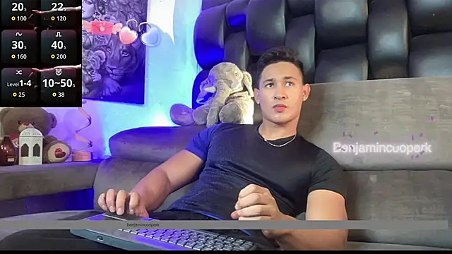 BenjaminCooperk online show from 11/19/25, 06:46