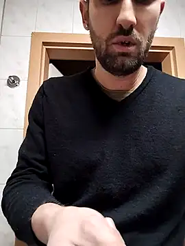 Snapshot of Minchia_mos chatting on 01/14/25, 03:36 Minchia mos online show from 01/14/25, 03:36