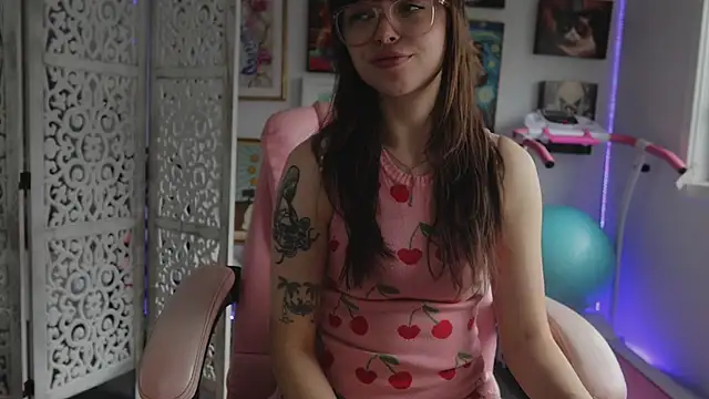 makiyahbelle online show from 06/25/26, 05:45